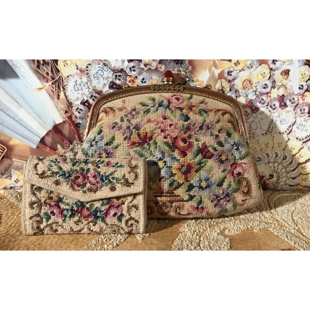 Antique 1920s Tapestry Purse 20s Victorian Edwardian Needlepoint Austria Bag